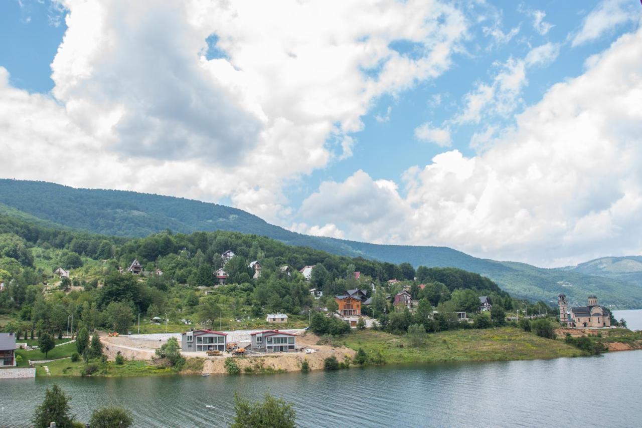 Yeti Guest House Mavrovo Eksteriør bilde